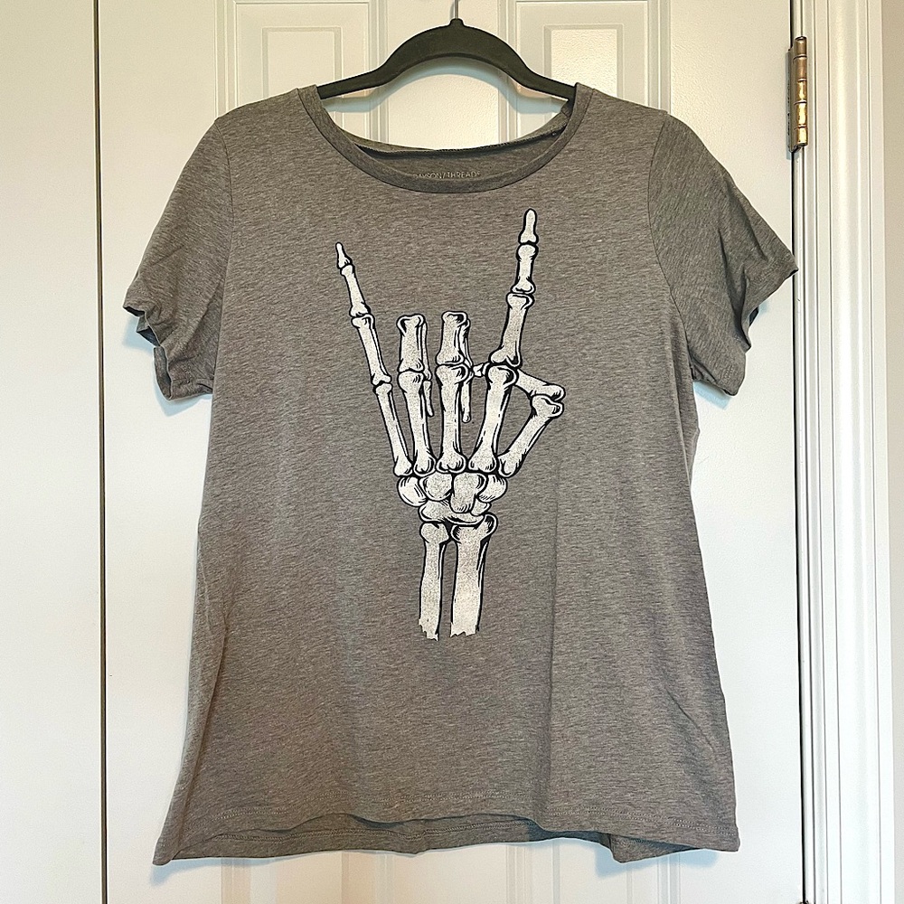 3️⃣ for $10!!! Halloween Graphic Tee